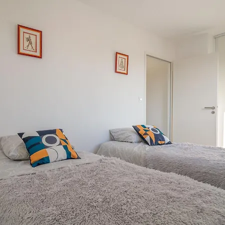 Aubepines By Interhome